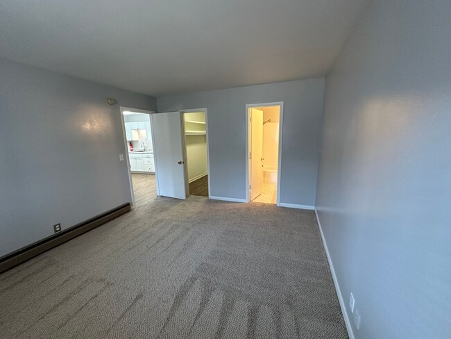 Building Photo - 1 Bedroom 1 Bath unit located in Scenic Vi...