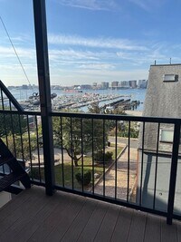 Building Photo - 187 Webster St