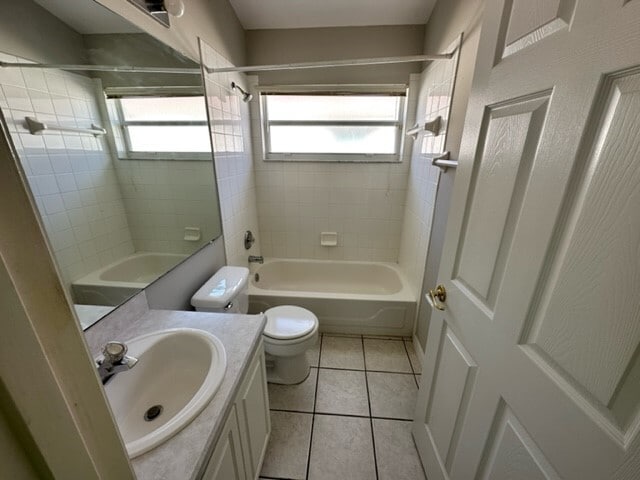 Building Photo - 4522 Oakbrook Ct