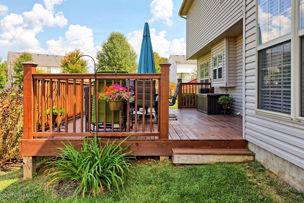 Porch - 9217 Eminence Ct
