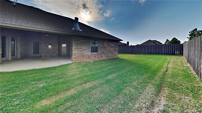 Building Photo - 5709 Falkland Terrace