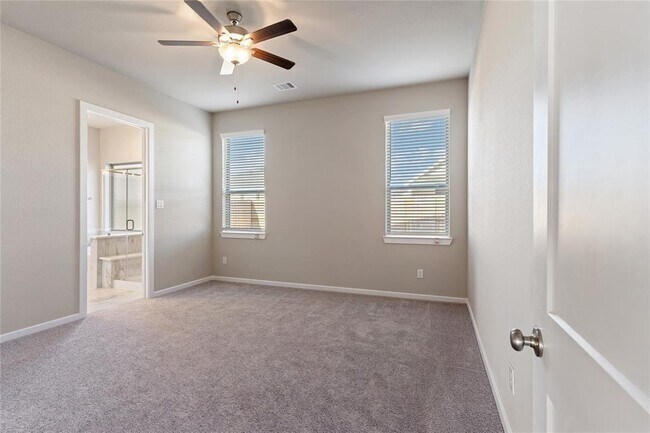 Building Photo - 4207 Maple Glen Dr