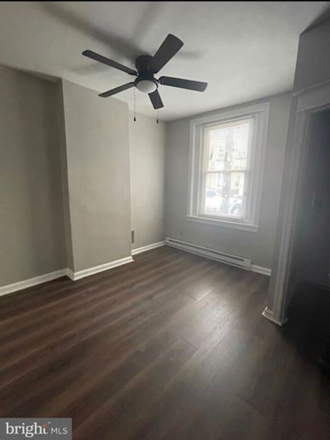 Building Photo - Gorgeous 2 Bedroom Home in North Philadelphia — Available Now!