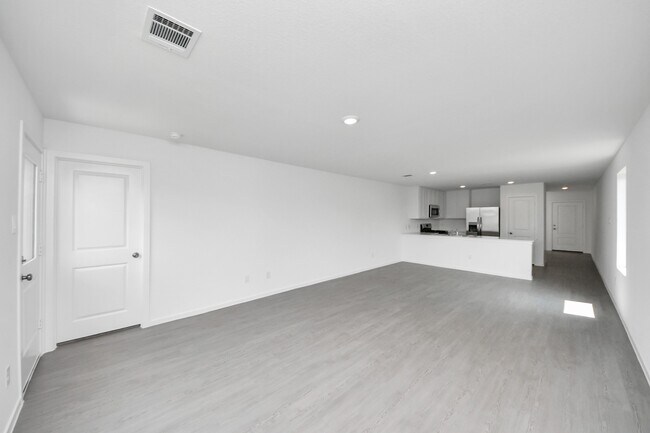 Building Photo - 27438 Sweetwater Bay Dr