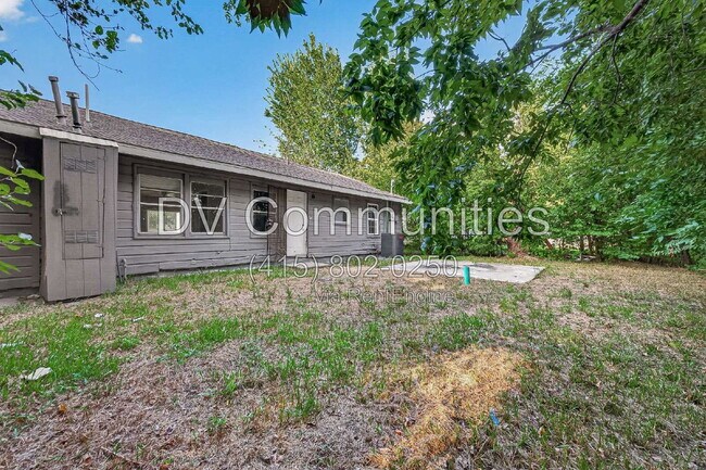Building Photo - 5910 Southtown St
