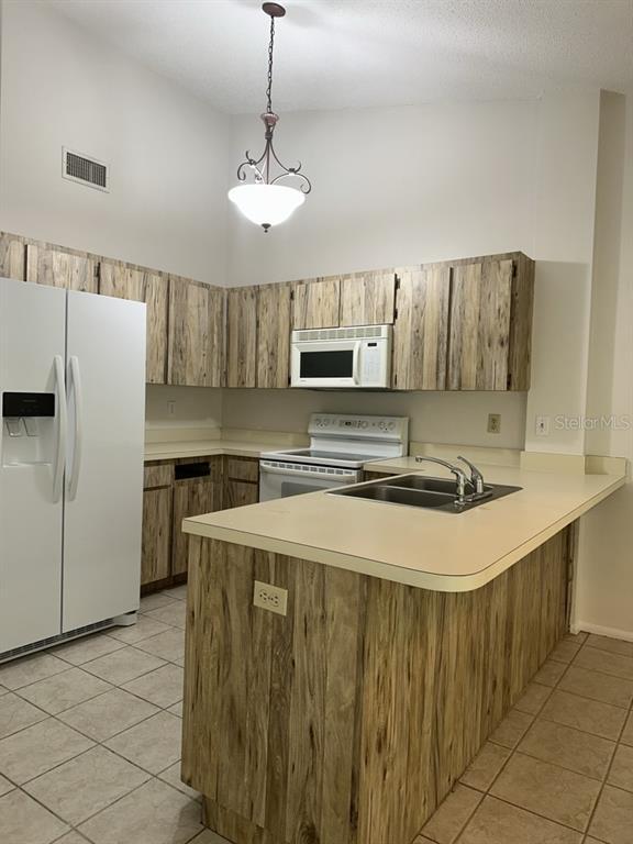 Building Photo - 4002 Shoreside Cir