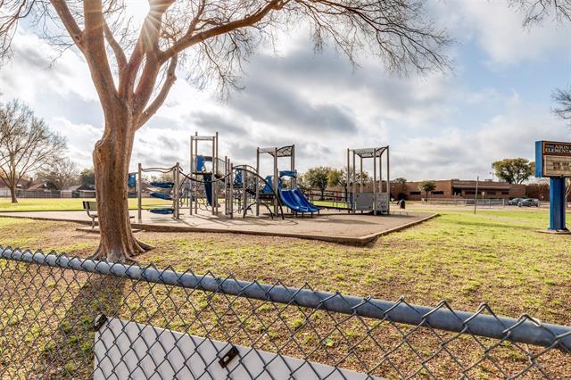Building Photo - 10009 Chimney Hill Ln