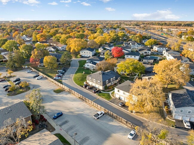 Building Photo - 2125 N Ginger Creek Dr