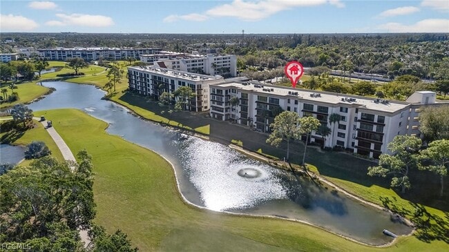 Building Photo - 7430 Lake Breeze Dr