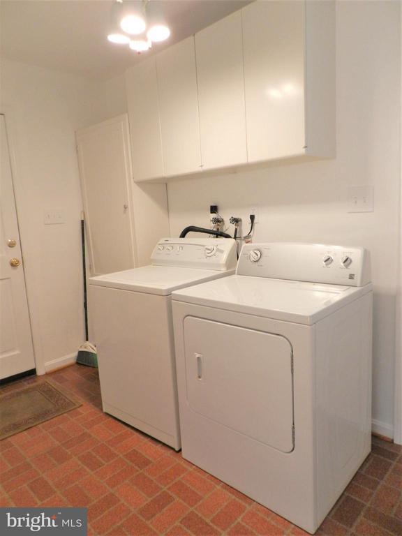 Building Photo - 108 Wilderness Ln