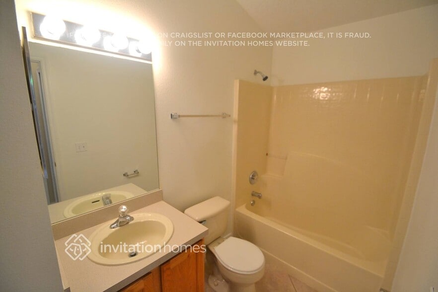 Building Photo - 409 Nicholson Dr