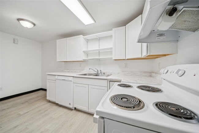 Building Photo - 12332 End St