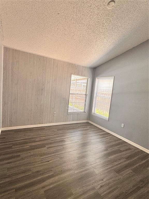 Building Photo - 2070 Sarah Louise Dr