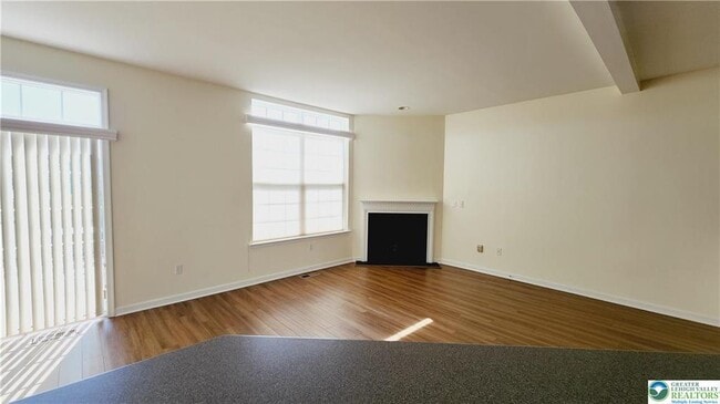 Building Photo - 257 Blue Sage Dr