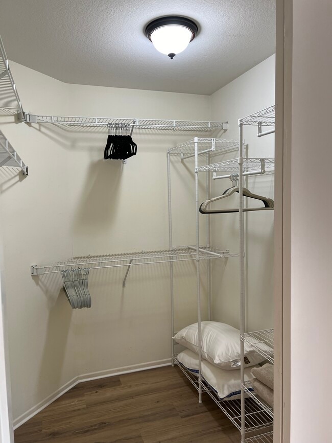 Building Photo - 28801 El Adolfo