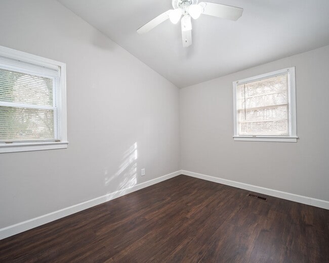 Building Photo - Rent 2 Get 2 Rooms for Free- This home is Priced as a 2bdrm in Intown Atlanta