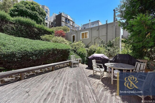 Building Photo - 1335 Filbert St