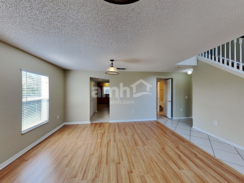 Building Photo - 17003 Odessa Dr