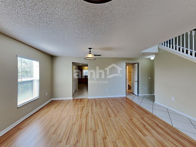 Building Photo - 17003 Odessa Dr