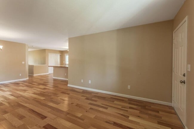 Building Photo - 2362 Calcite St