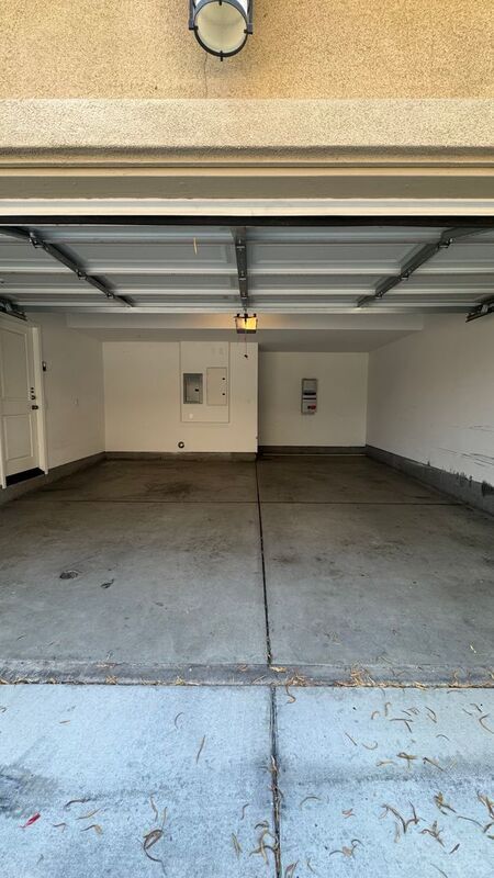 Building Photo - 1029 Chandler Dr
