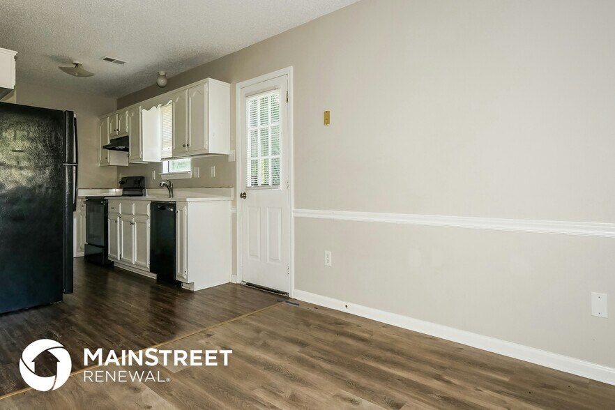 Building Photo - 4354 Rosswood Dr