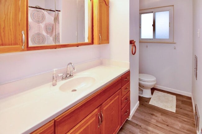 Building Photo - 8807 Tavistock Dr