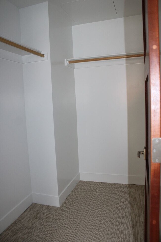 Building Photo - 950 Spruce St
