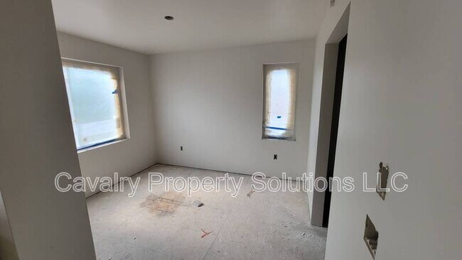Building Photo - 1221 Commonwealth Ave