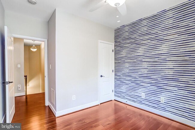 Building Photo - 13526 Waterford Hills Boulevard
