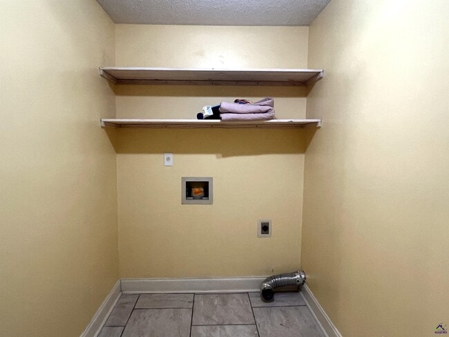 Building Photo - 108 Turtle Dove Ct