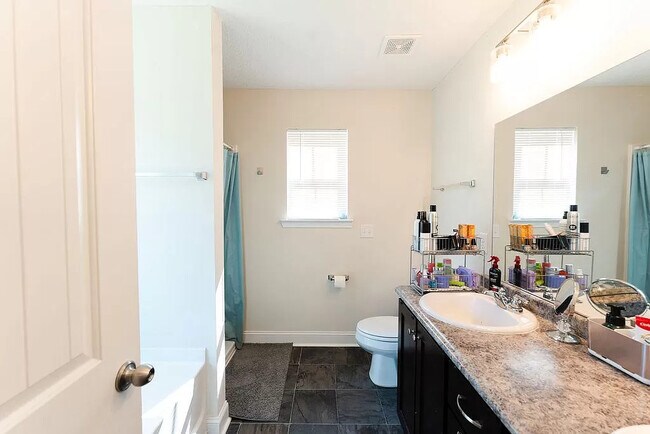 Building Photo - 195 Gambrell Rd