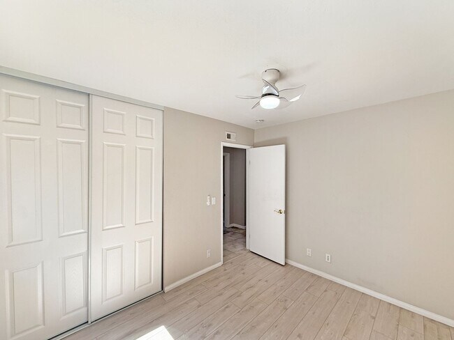 Building Photo - SD: Spacious 4BD/2BA Home in Mira Mesa with Large Backyard, 2-Car Garage & In-Unit Laundry