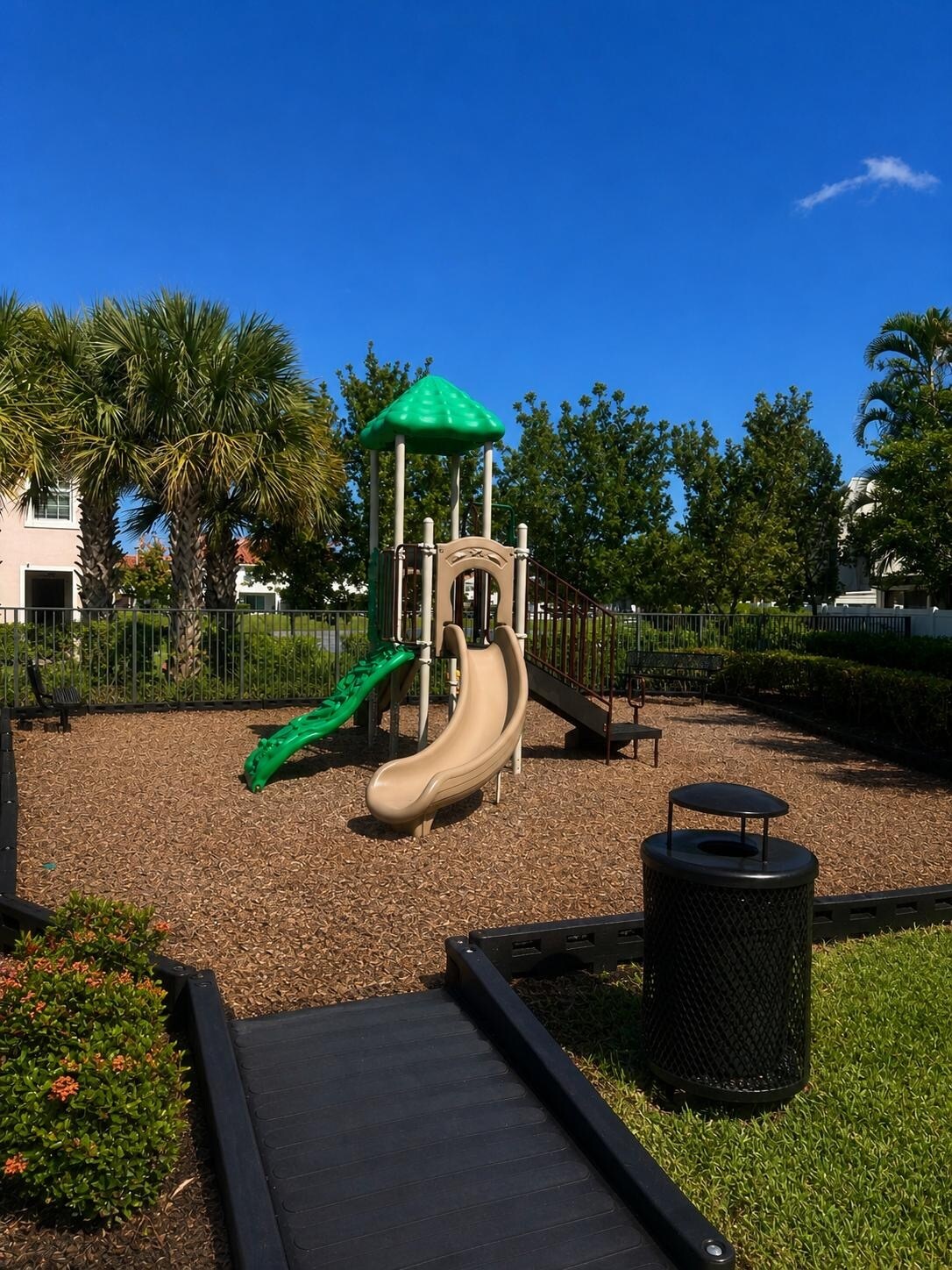 Building Photo - 6835 Broadwater Ln