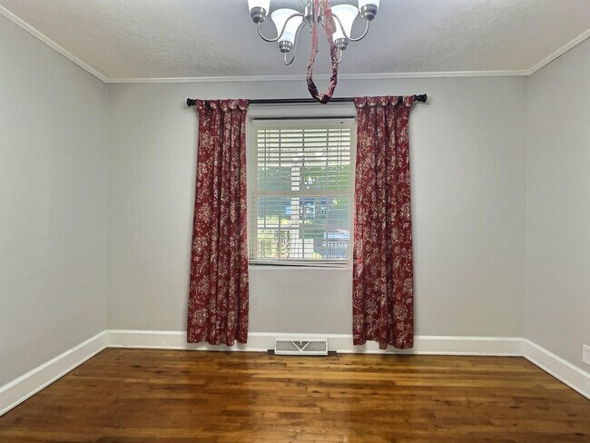 Building Photo - 339 Charleston St SE