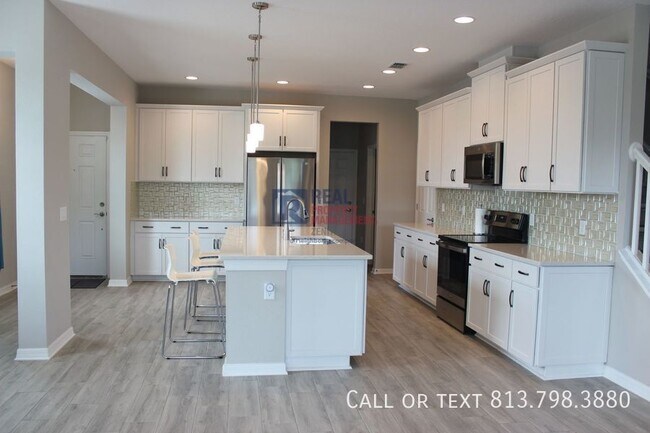 Building Photo - 2454 Stapleford Pl