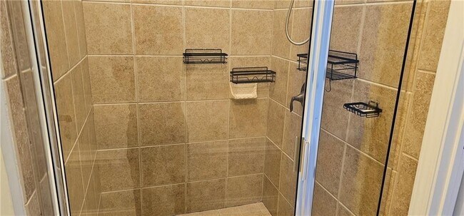 Building Photo - 2335 Callaway Ct