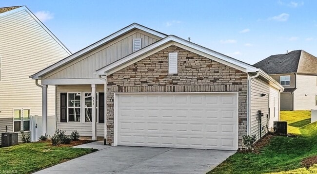 Building Photo - Stunning Brand New Construction in Winston Salem!