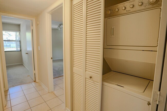 Building Photo - 40 Andalusia Ct