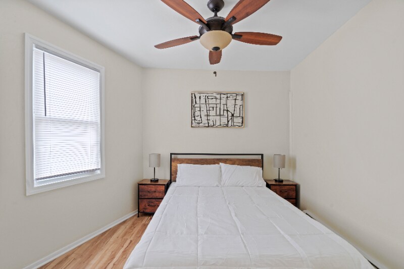 Building Photo - 1626 Union Turnpike