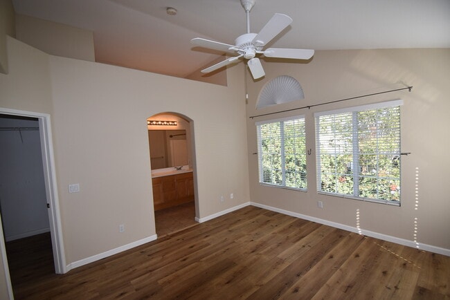 Building Photo - 11904 Cypress Canyon Rd