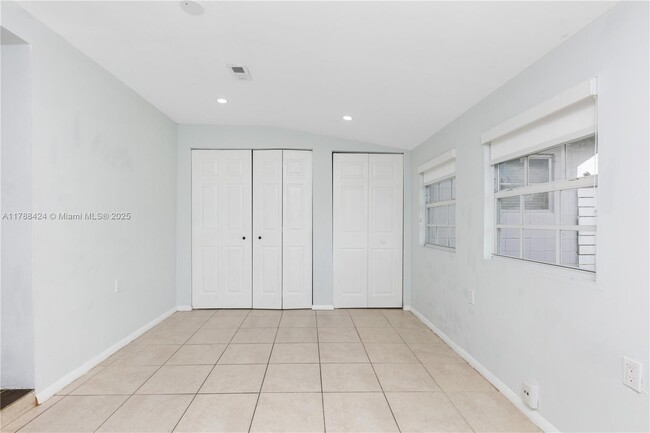 Building Photo - 1511 NW 85th Way