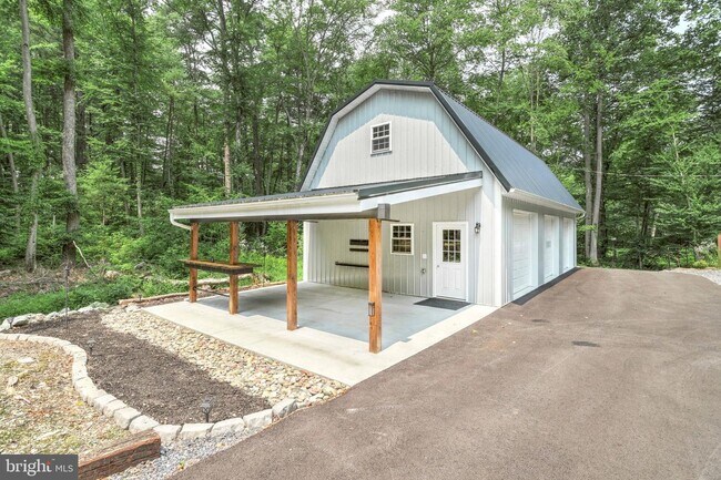 Building Photo - 999A Brysonia-Wenksville Rd