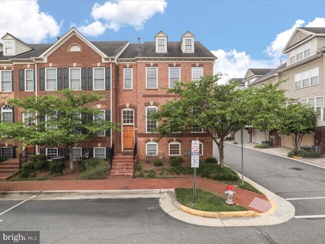 Building Photo - 7980 Vigne Ct