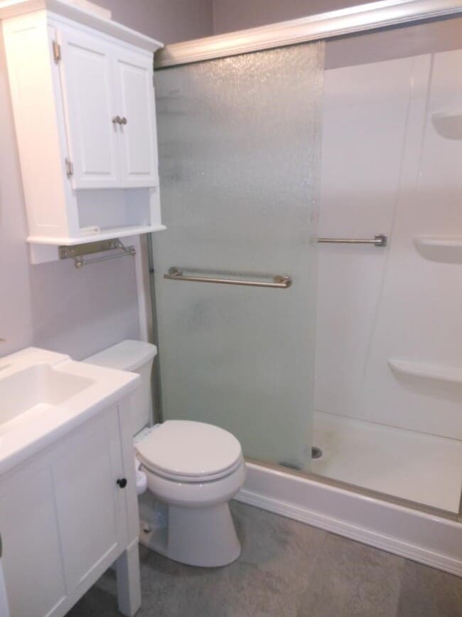 Building Photo - 113 Cluff Crossing Rd