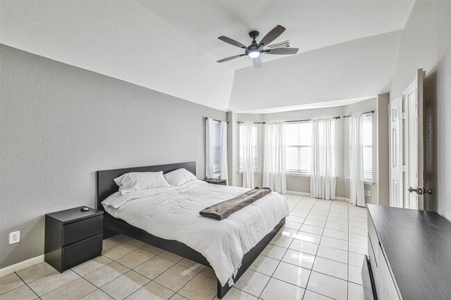 Building Photo - 4214 Maidenhead Dr