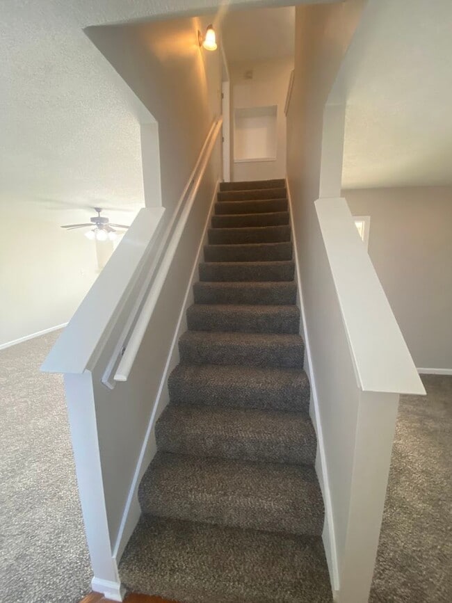 Building Photo - Spacious 3-Bedroom Home in Cordova-Stylish & Comfortable Living!