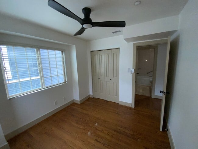 Building Photo - Long Term Furnished Rental available in Co...