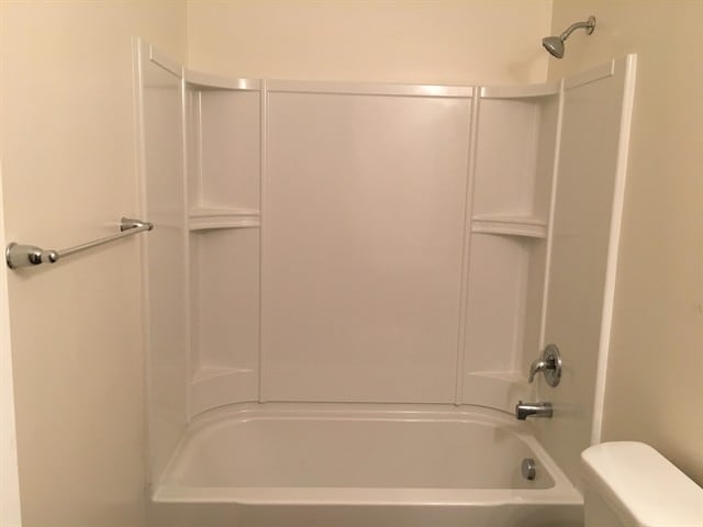 Building Photo - 209 Crooked Oaks Dr