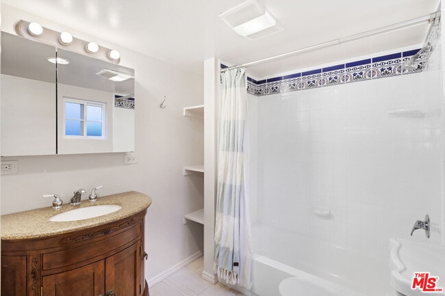 Building Photo - 4182 Irving Pl